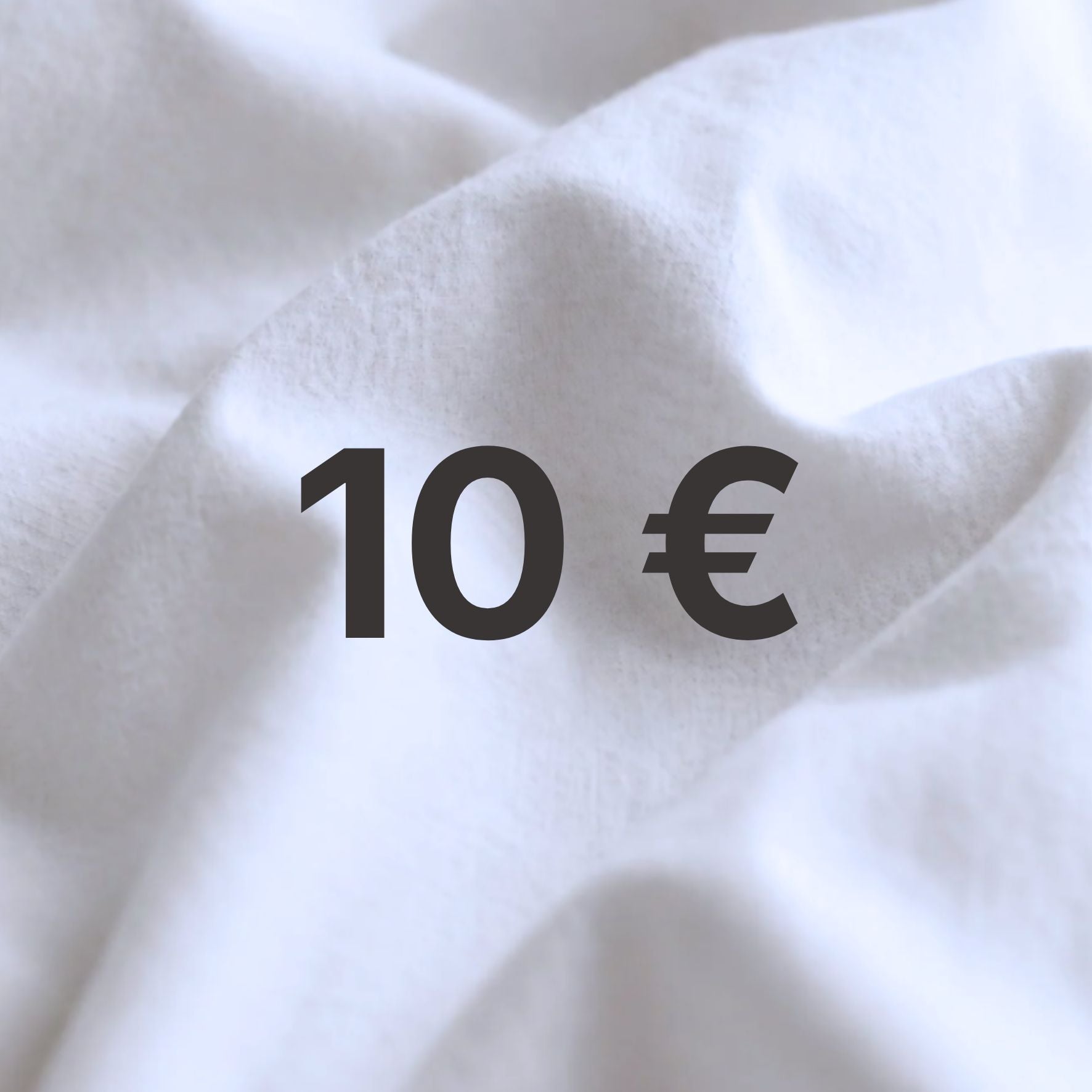 10 € on white cloth